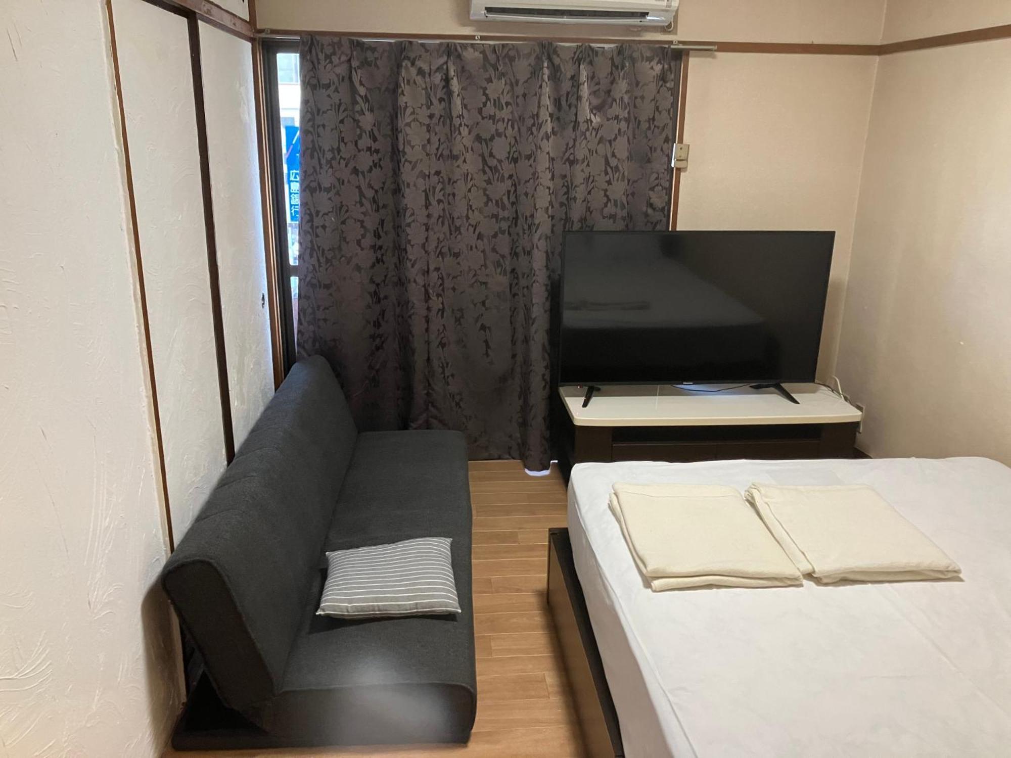 Casa Viento Stay Inn Хіросіма Екстер'єр фото